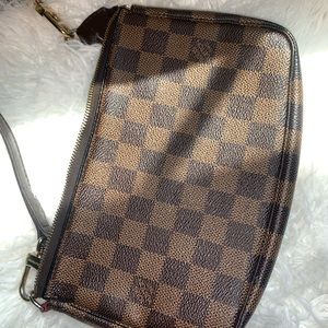 Louis Vuitton Vintage Damier Pouchette